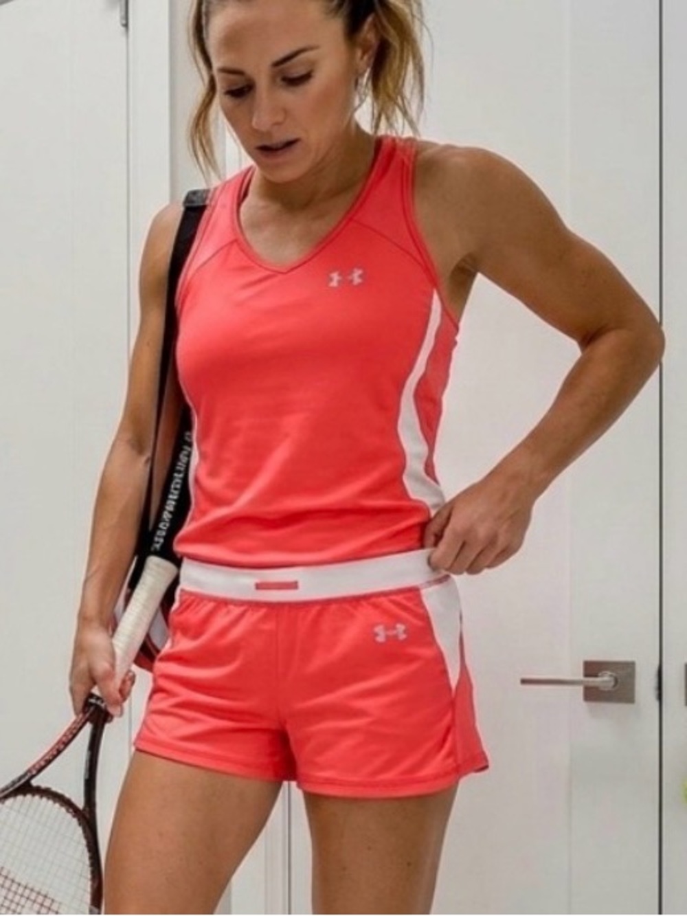 Under Armour heatgear Coral and White Running/Tennis Outfit, Active Wear